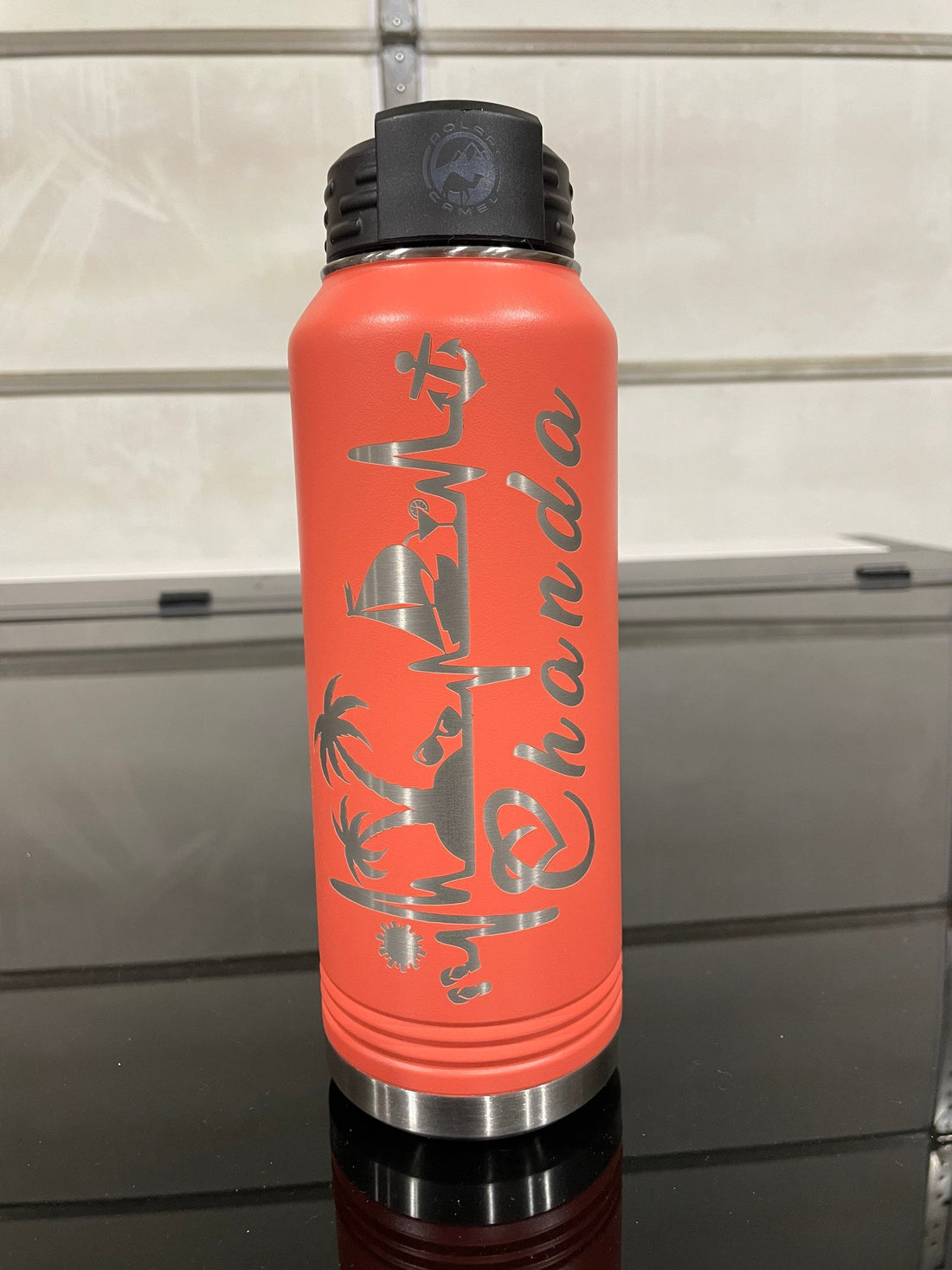 Polar Camel 32 OZ sports bottle Customized with golf design and name